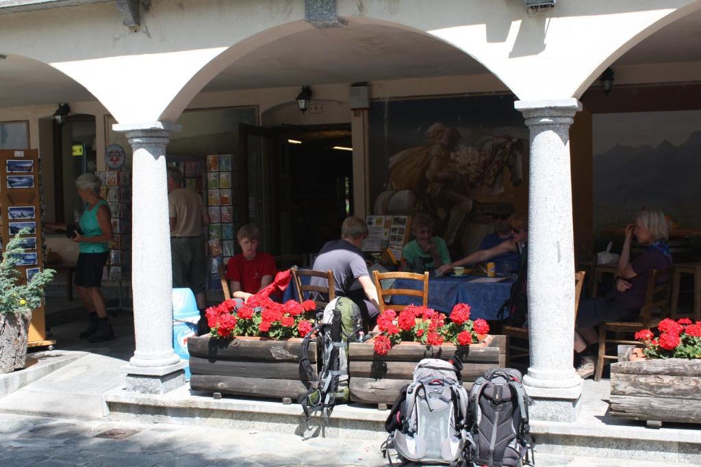 Monterosa Hotel 3*